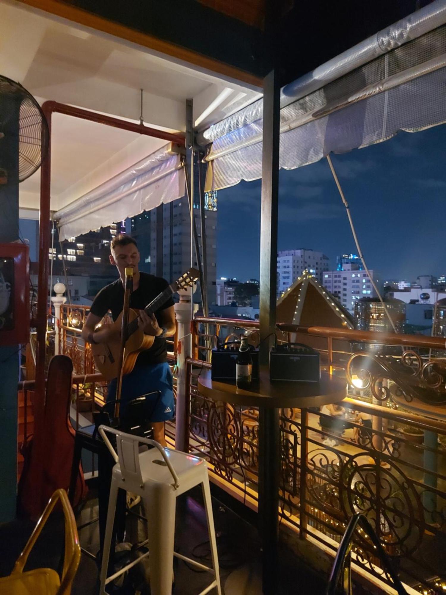 Saigon Rooftops Hostel Ho Şi Min Dış mekan fotoğraf